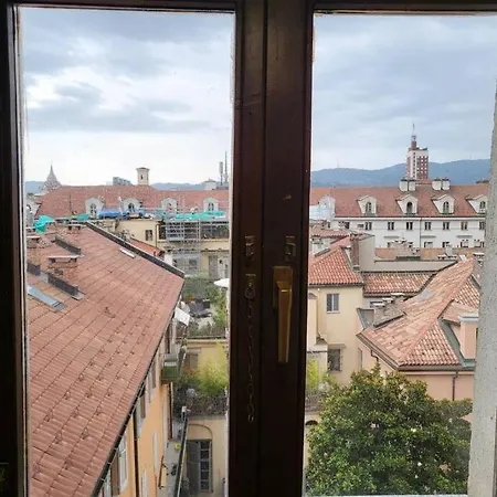 Mansarda Di Charme Con Vista Lägenhet